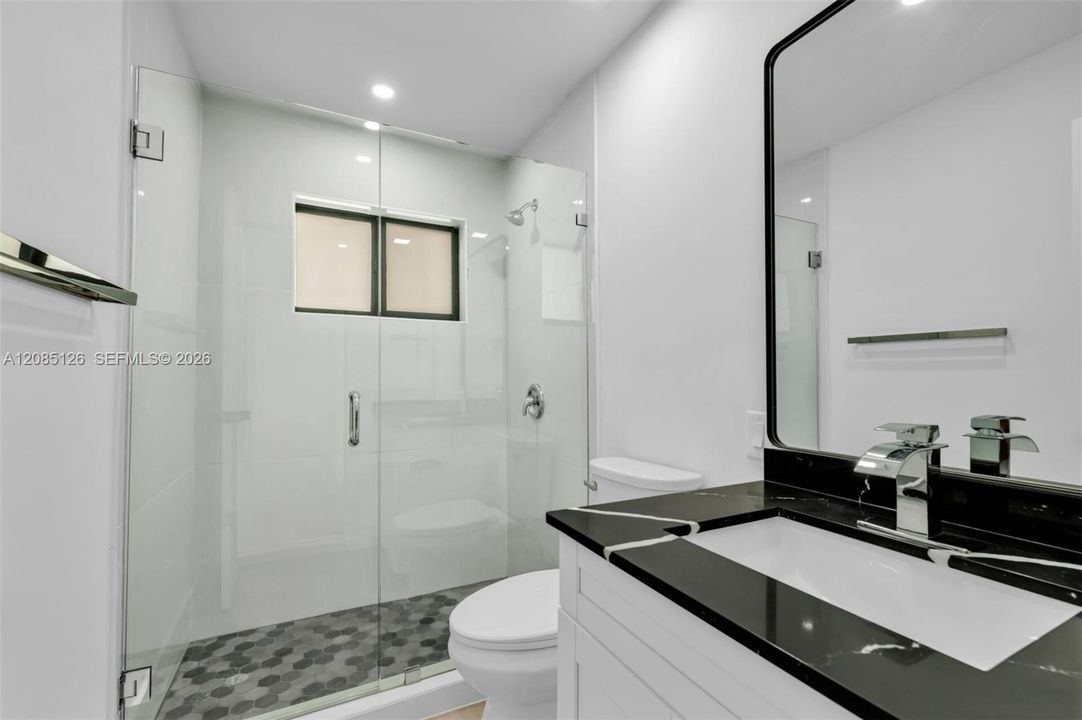 En Renta: $3,900 (3 camas, 2 baños, 900 Pies cuadrados)