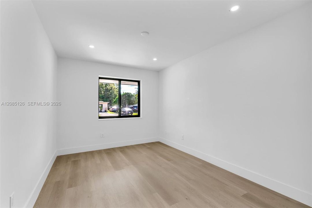 En Renta: $3,900 (3 camas, 2 baños, 900 Pies cuadrados)