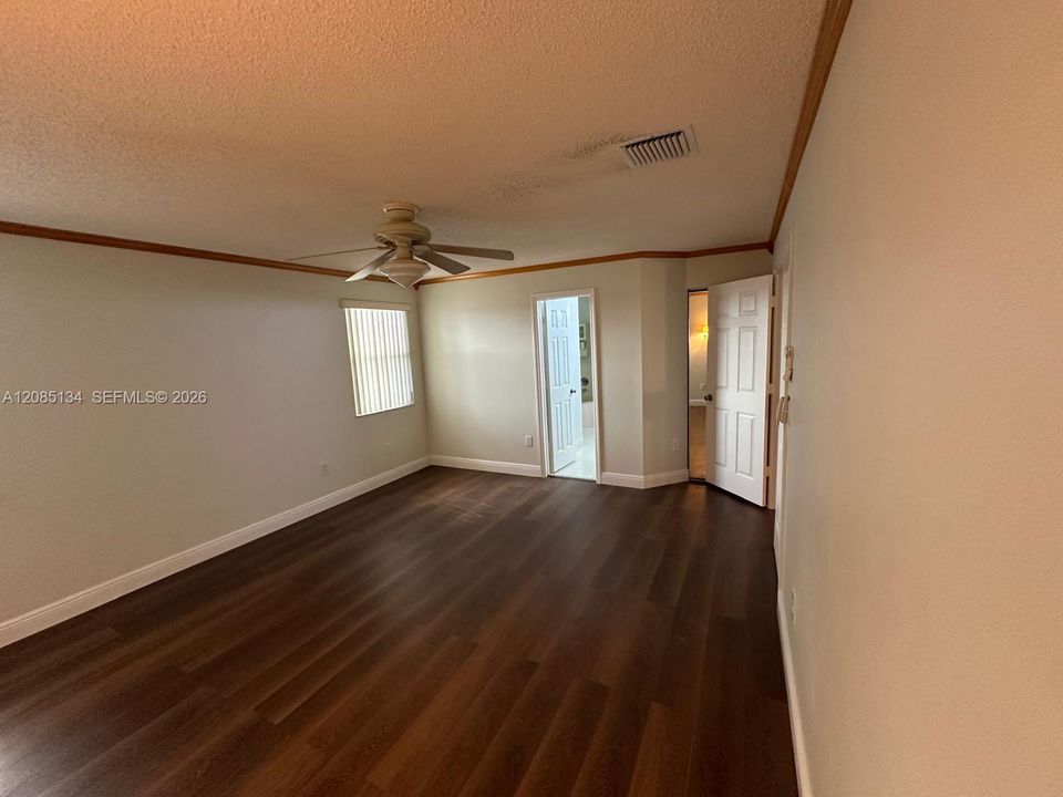 В аренду: $3,650 (4 спален, 2 ванн, 2353 Квадратных фут)