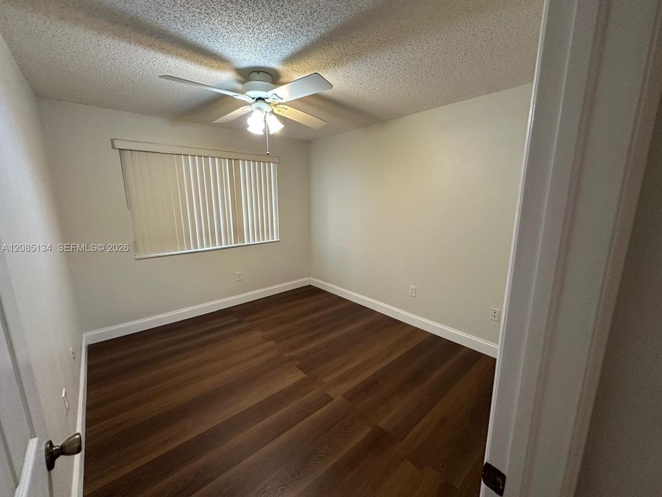 В аренду: $3,650 (4 спален, 2 ванн, 2353 Квадратных фут)