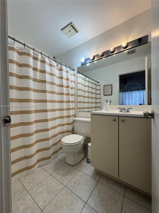 For Sale: $295,000 (2 beds, 2 baths, 1312 Square Feet)