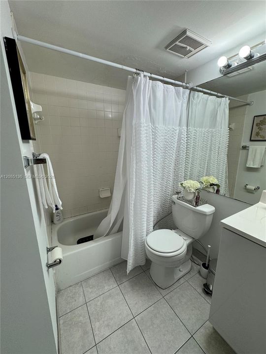 For Sale: $295,000 (2 beds, 2 baths, 1312 Square Feet)