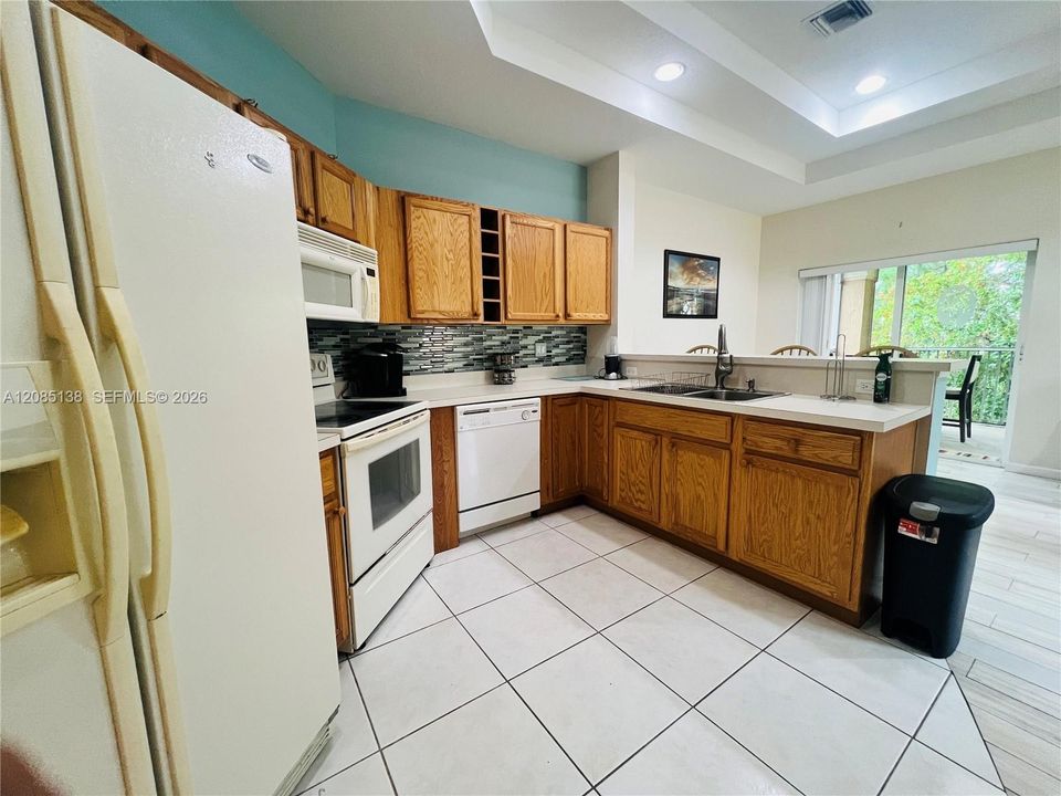 For Rent: $1,750 (1 beds, 1 baths, 1312 Square Feet)