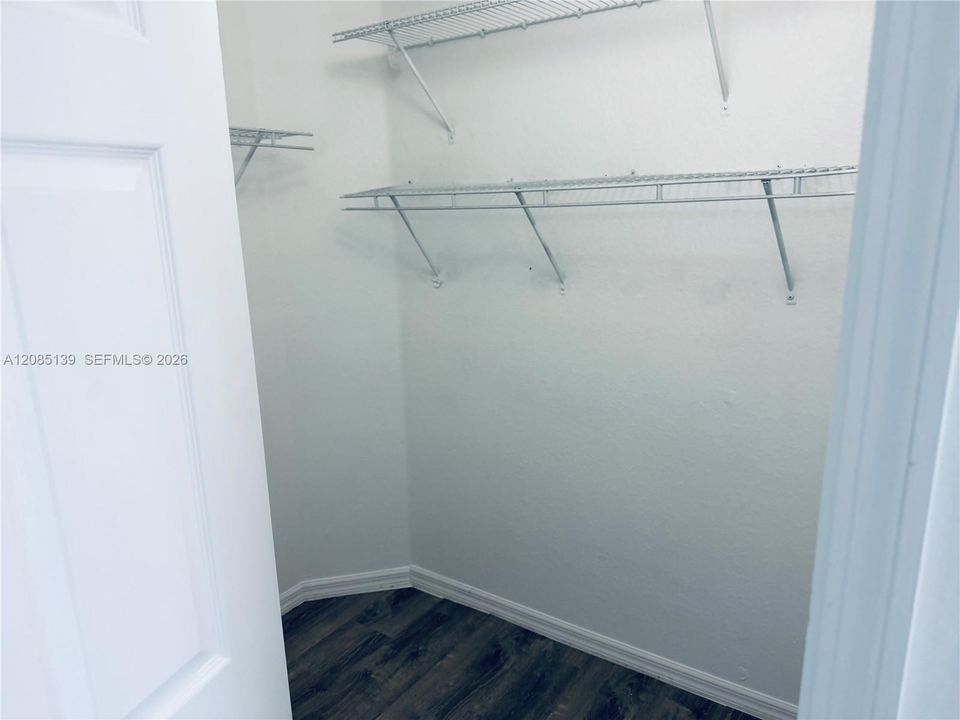 В аренду: $2,600 (3 спален, 2 ванн, 1280 Квадратных фут)