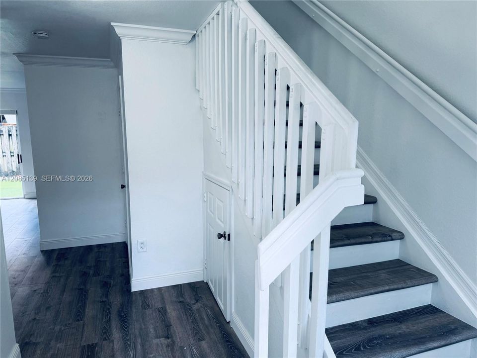 В аренду: $2,600 (3 спален, 2 ванн, 1280 Квадратных фут)