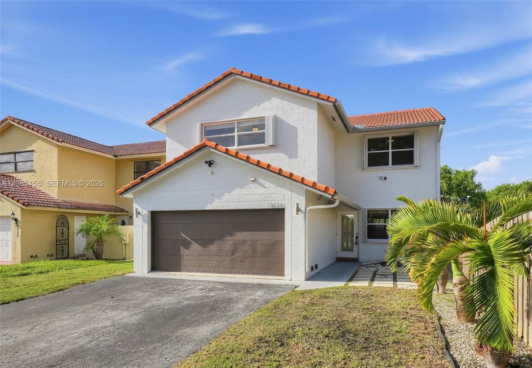 For Sale: $649,900 (4 beds, 2 baths, 2060 Square Feet)