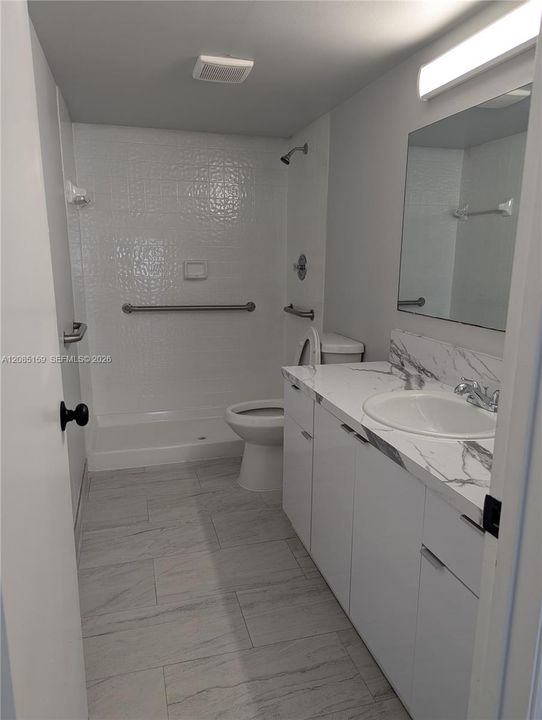 En Renta: $2,400 (2 camas, 2 baños, 848 Pies cuadrados)