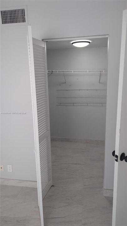 En Renta: $2,400 (2 camas, 2 baños, 848 Pies cuadrados)