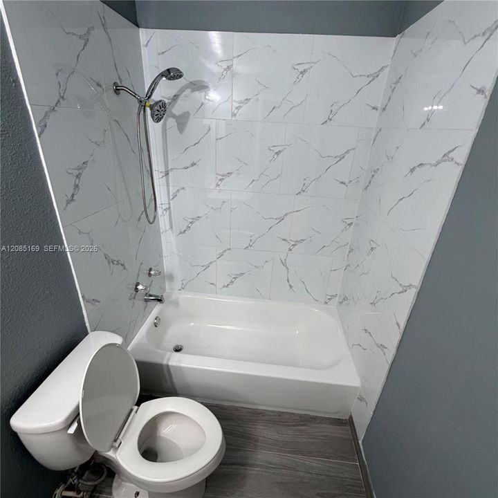В аренду: $2,450 (3 спален, 2 ванн, 1123 Квадратных фут)