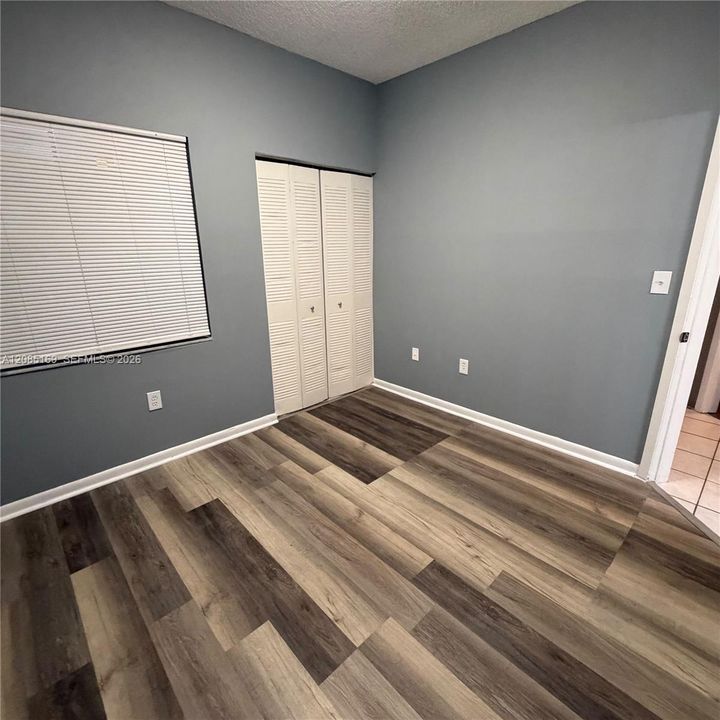 В аренду: $2,450 (3 спален, 2 ванн, 1123 Квадратных фут)
