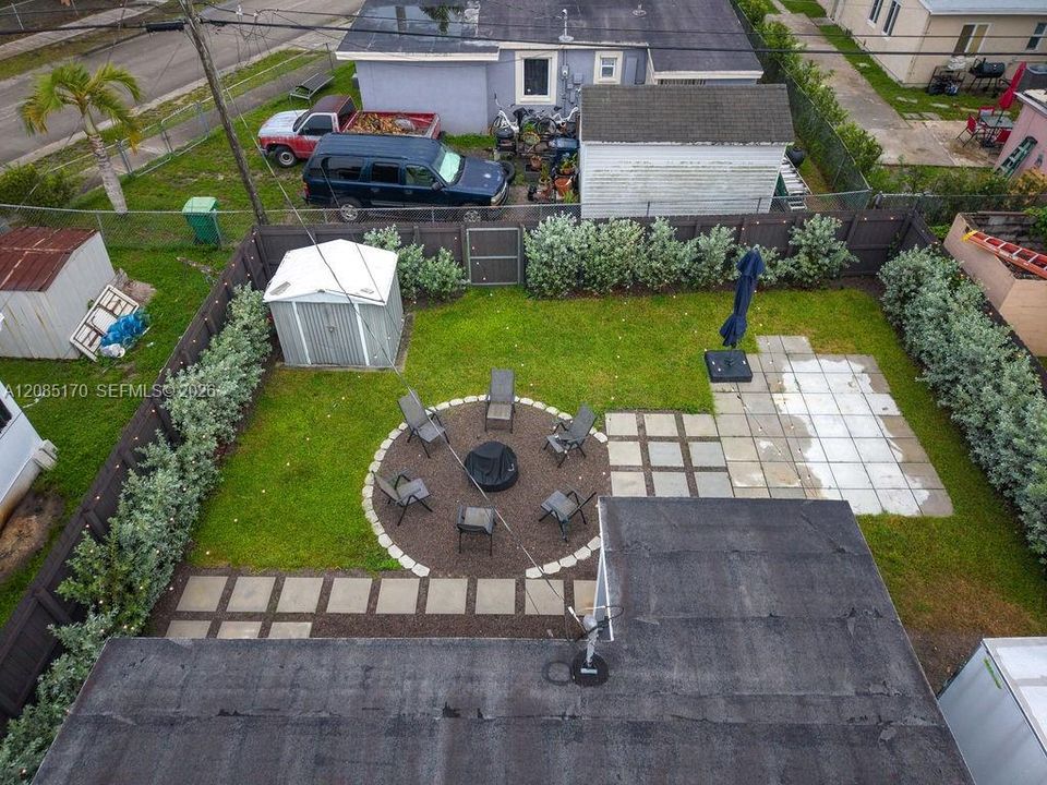 En Venta: $425,000 (2 camas, 1 baños, 725 Pies cuadrados)