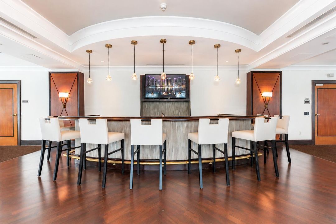 Bar in Clubhouse