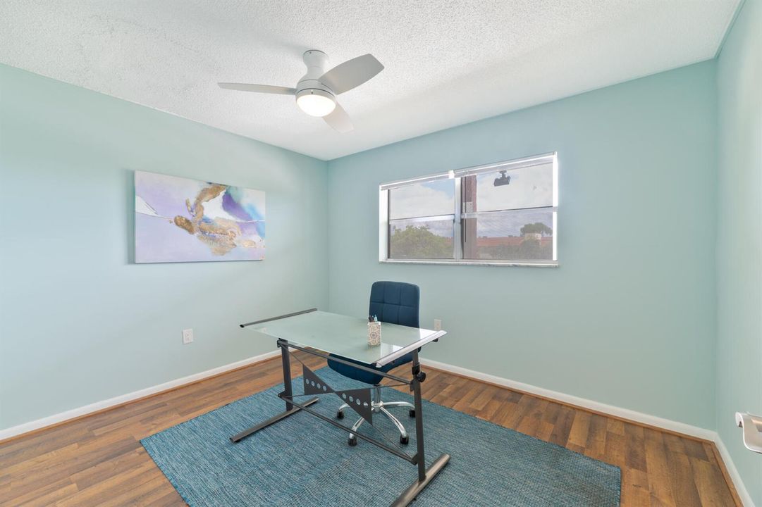 20260904 - 2901 Sunrise Lakes Dr 310 - M