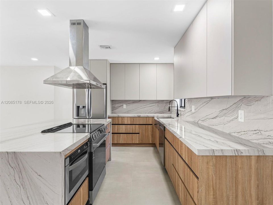 For Sale: $824,400 (5 beds, 3 baths, 2180 Square Feet)