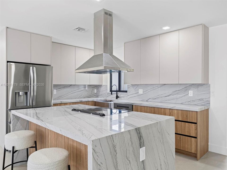 For Sale: $824,400 (5 beds, 3 baths, 2180 Square Feet)