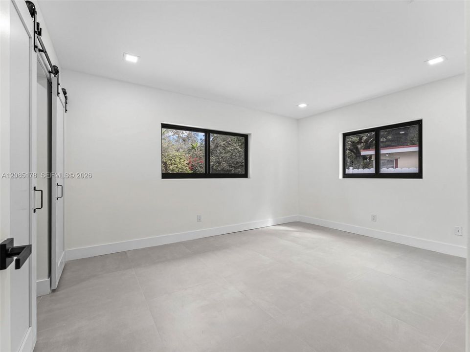 For Sale: $824,400 (5 beds, 3 baths, 2180 Square Feet)
