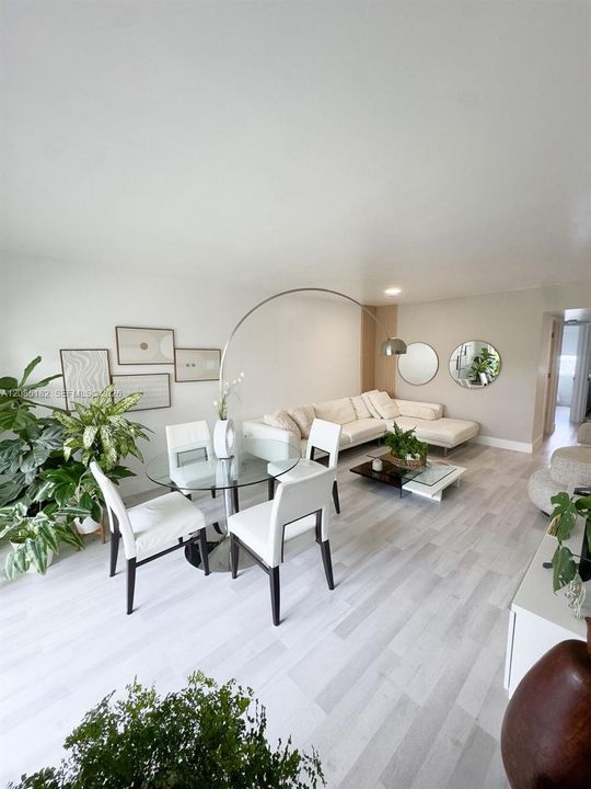 В аренду: $2,850 (3 спален, 2 ванн, 1090 Квадратных фут)