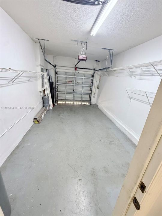 В аренду: $3,300 (4 спален, 2 ванн, 1666 Квадратных фут)