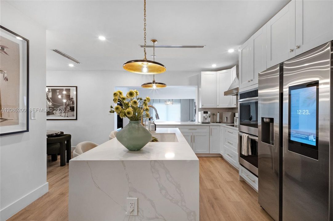 For Rent: $8,000 (3 beds, 2 baths, 1572 Square Feet)