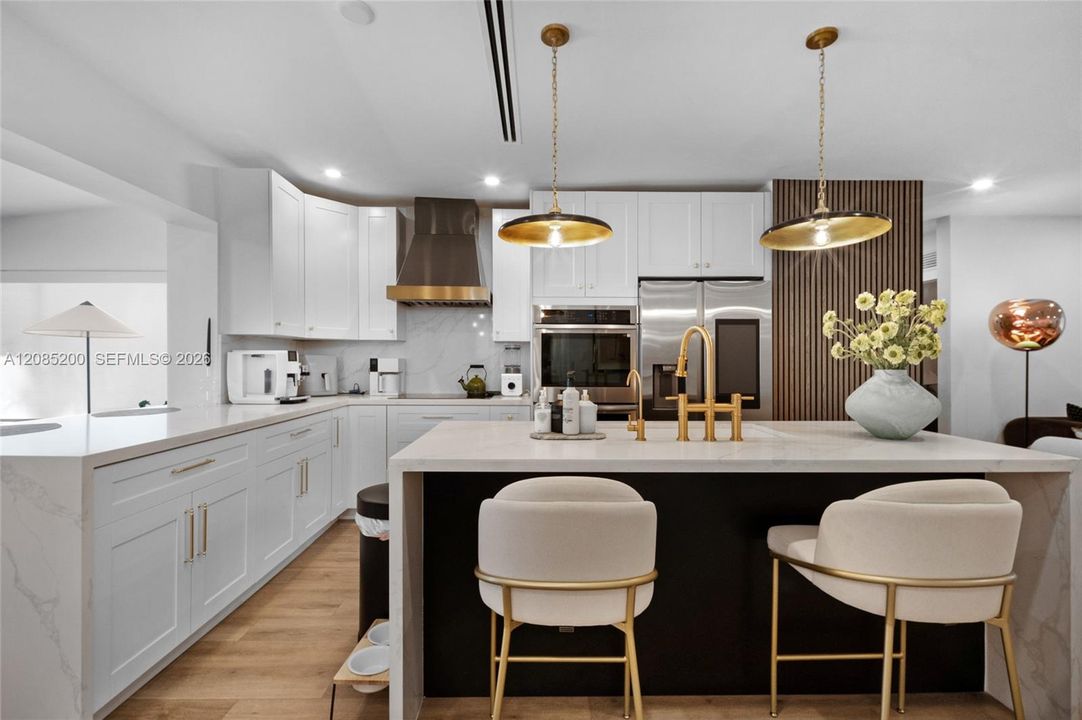 For Rent: $8,000 (3 beds, 2 baths, 1572 Square Feet)
