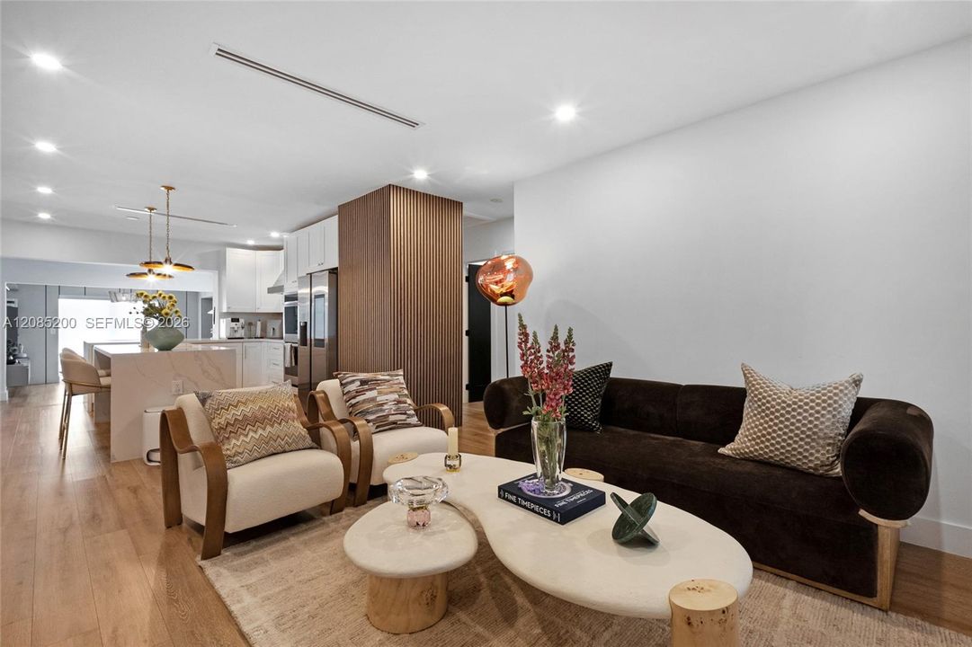 For Rent: $8,000 (3 beds, 2 baths, 1572 Square Feet)