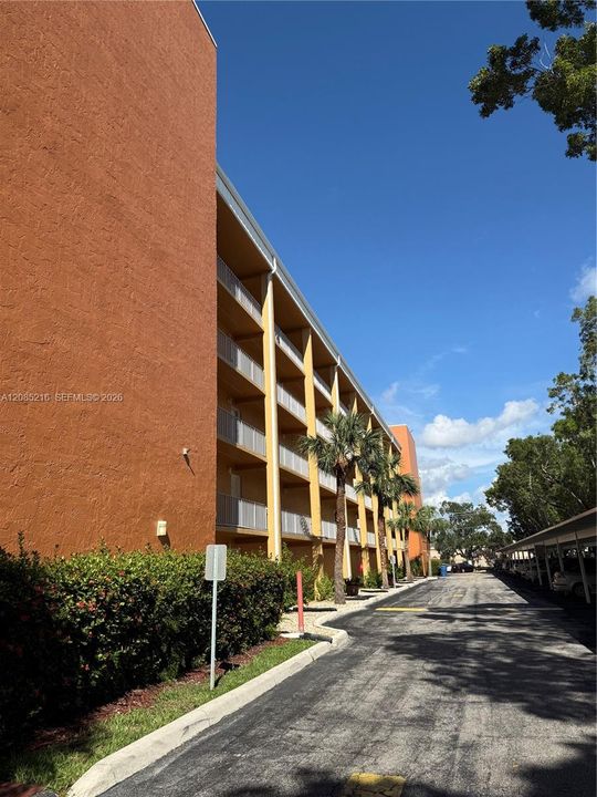 En Venta: $77,900 (1 camas, 1 baños, 840 Pies cuadrados)