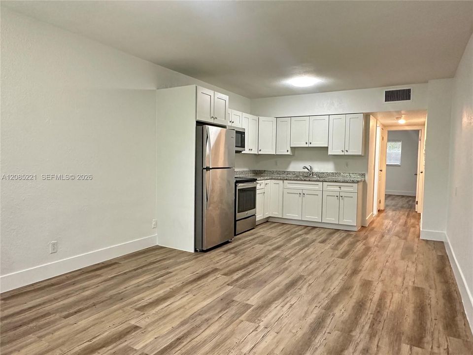 В аренду: $1,695 (1 спален, 1 ванн, 0 Квадратных фут)
