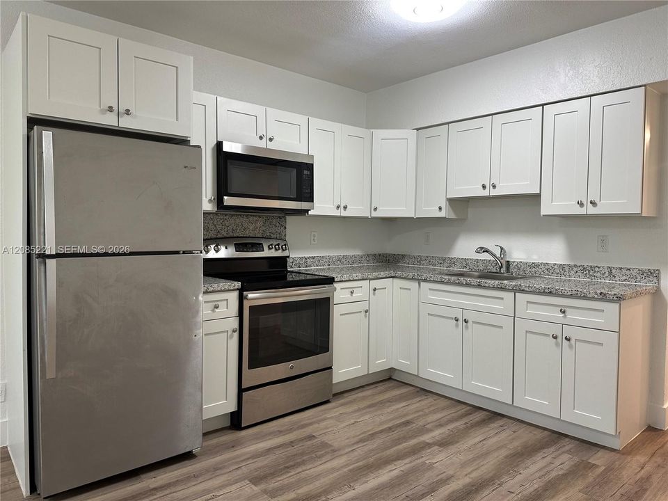 В аренду: $1,695 (1 спален, 1 ванн, 0 Квадратных фут)