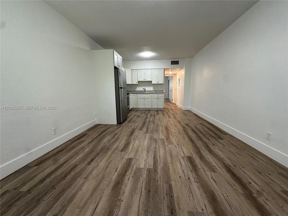 В аренду: $1,695 (1 спален, 1 ванн, 0 Квадратных фут)