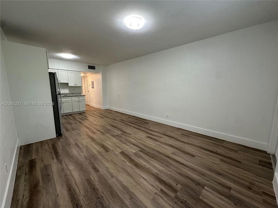 В аренду: $1,695 (1 спален, 1 ванн, 0 Квадратных фут)
