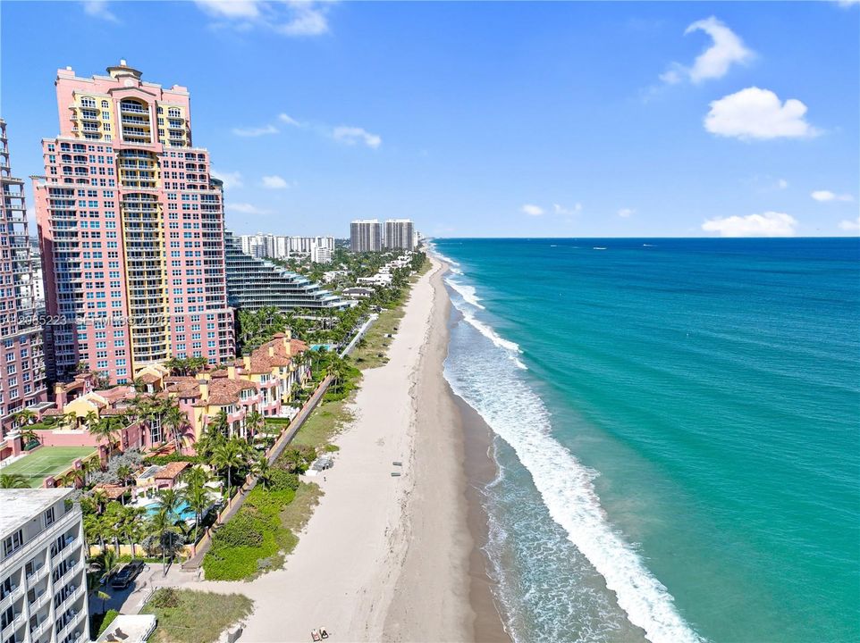 En Venta: $759,900 (2 camas, 2 baños, 1397 Pies cuadrados)