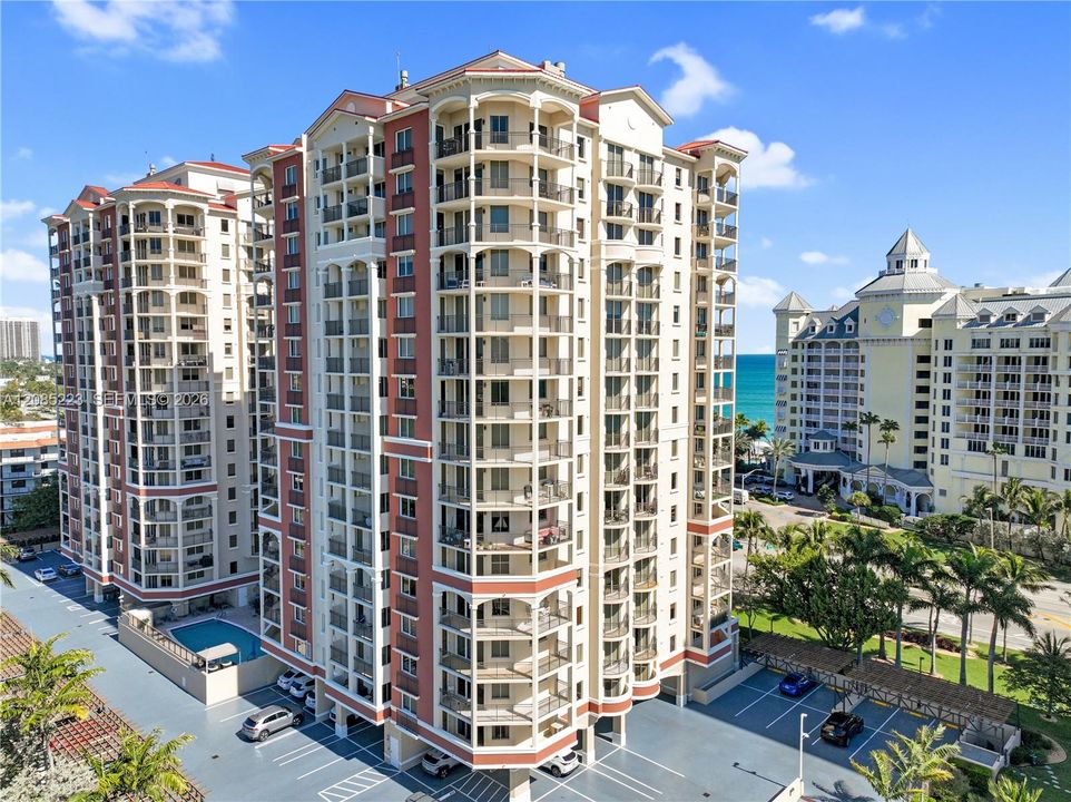 En Venta: $759,900 (2 camas, 2 baños, 1397 Pies cuadrados)