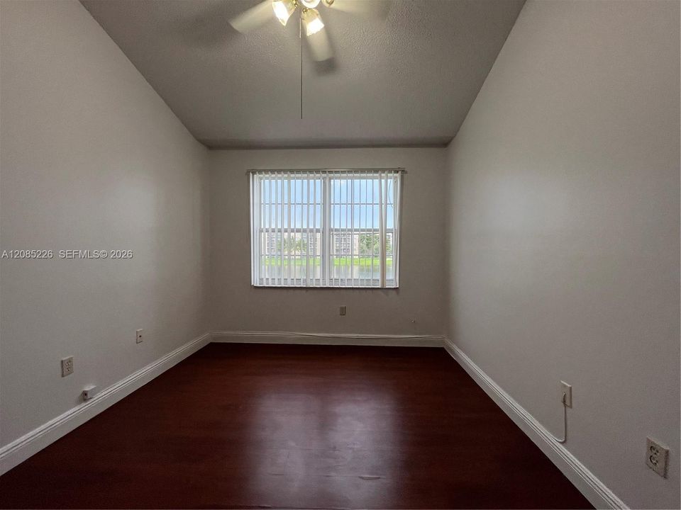 В аренду: $2,850 (3 спален, 2 ванн, 1588 Квадратных фут)