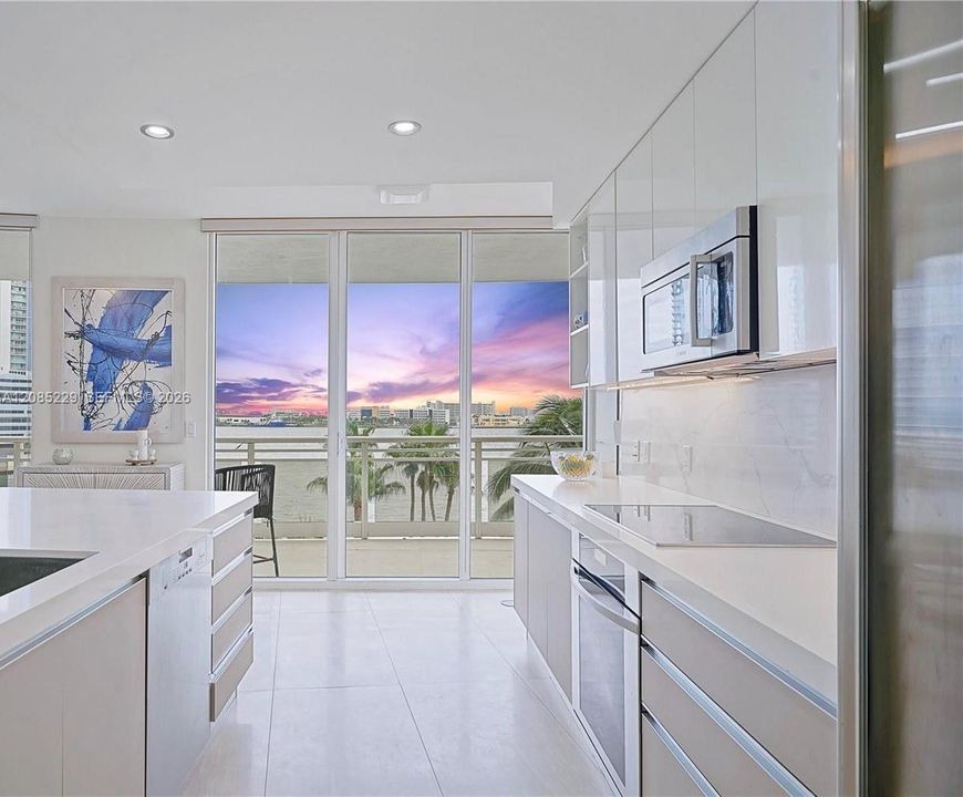 For Rent: $6,000 (2 beds, 2 baths, 1301 Square Feet)