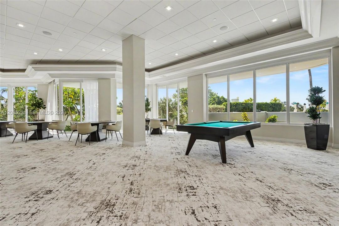 For Rent: $10,750 (4 beds, 2 baths, 2800 Square Feet)