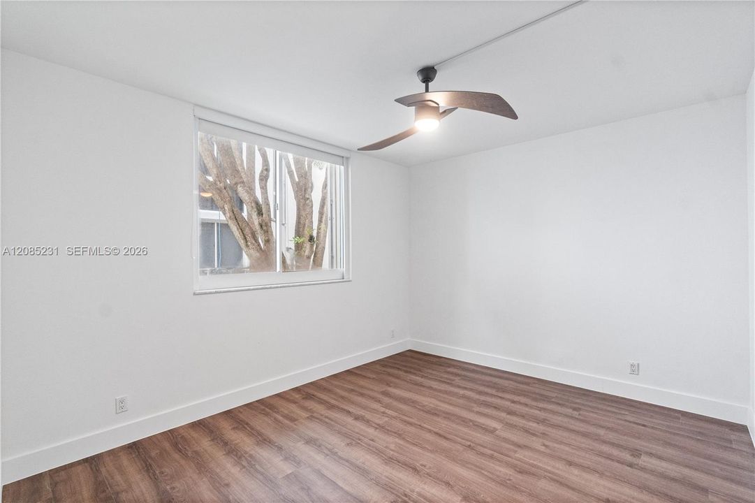 For Rent: $10,750 (4 beds, 2 baths, 2800 Square Feet)