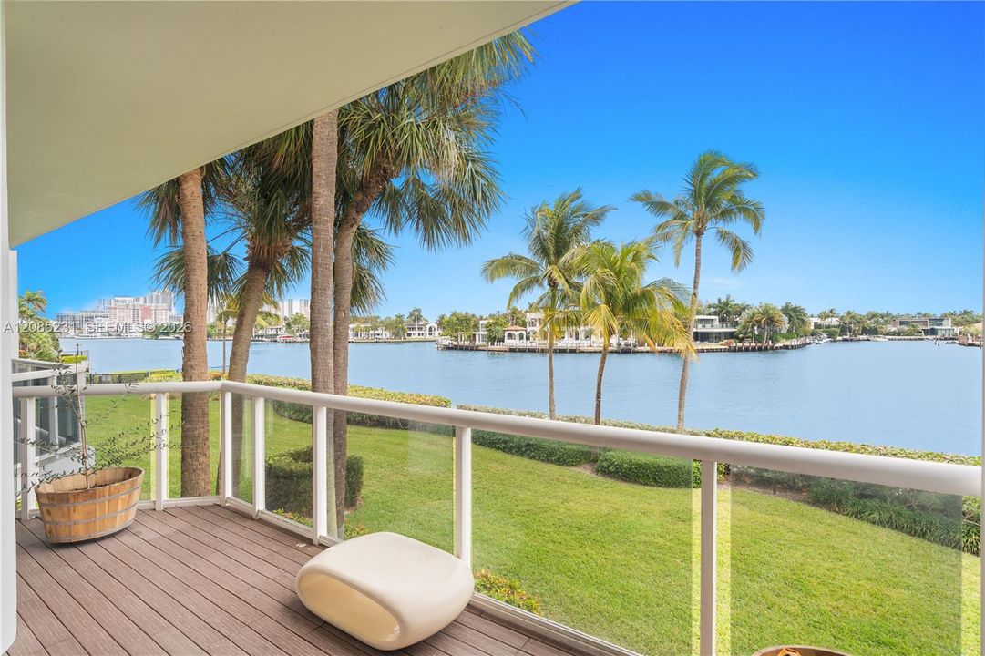 For Rent: $10,750 (4 beds, 2 baths, 2800 Square Feet)