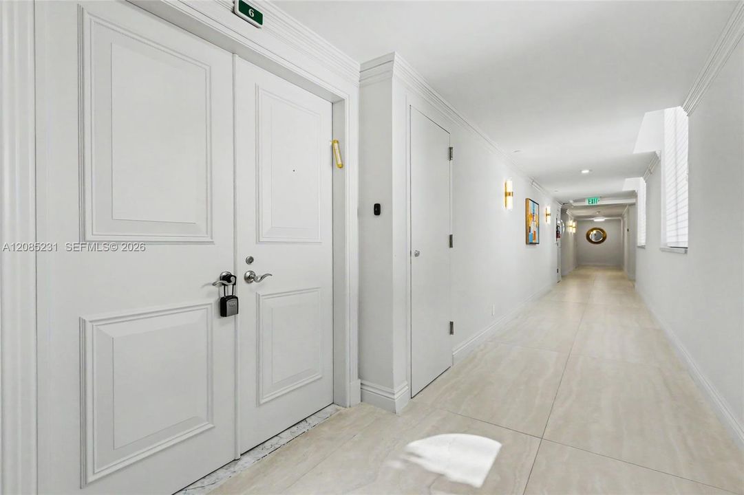 For Rent: $10,750 (4 beds, 2 baths, 2800 Square Feet)