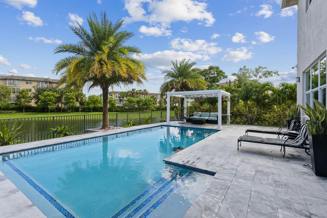 Private Pool