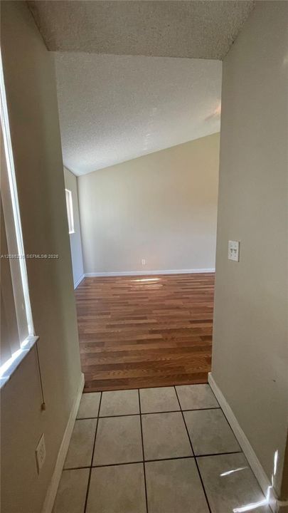 В аренду: $1,650 (1 спален, 1 ванн, 872 Квадратных фут)
