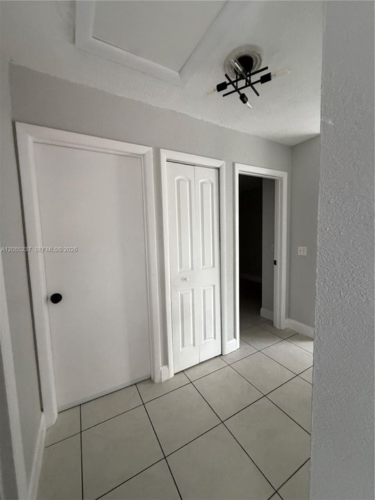 For Rent: $3,350 (3 beds, 2 baths, 1367 Square Feet)