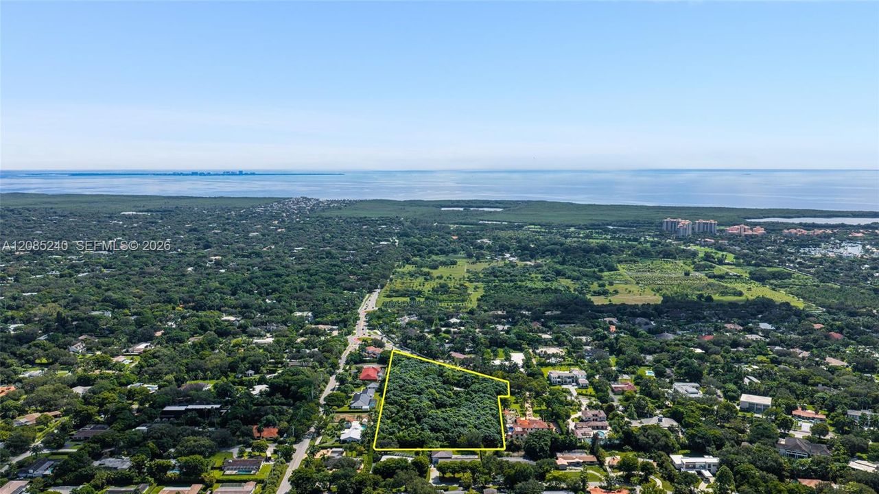 For Sale: $10,995,000 (5.20 acres)