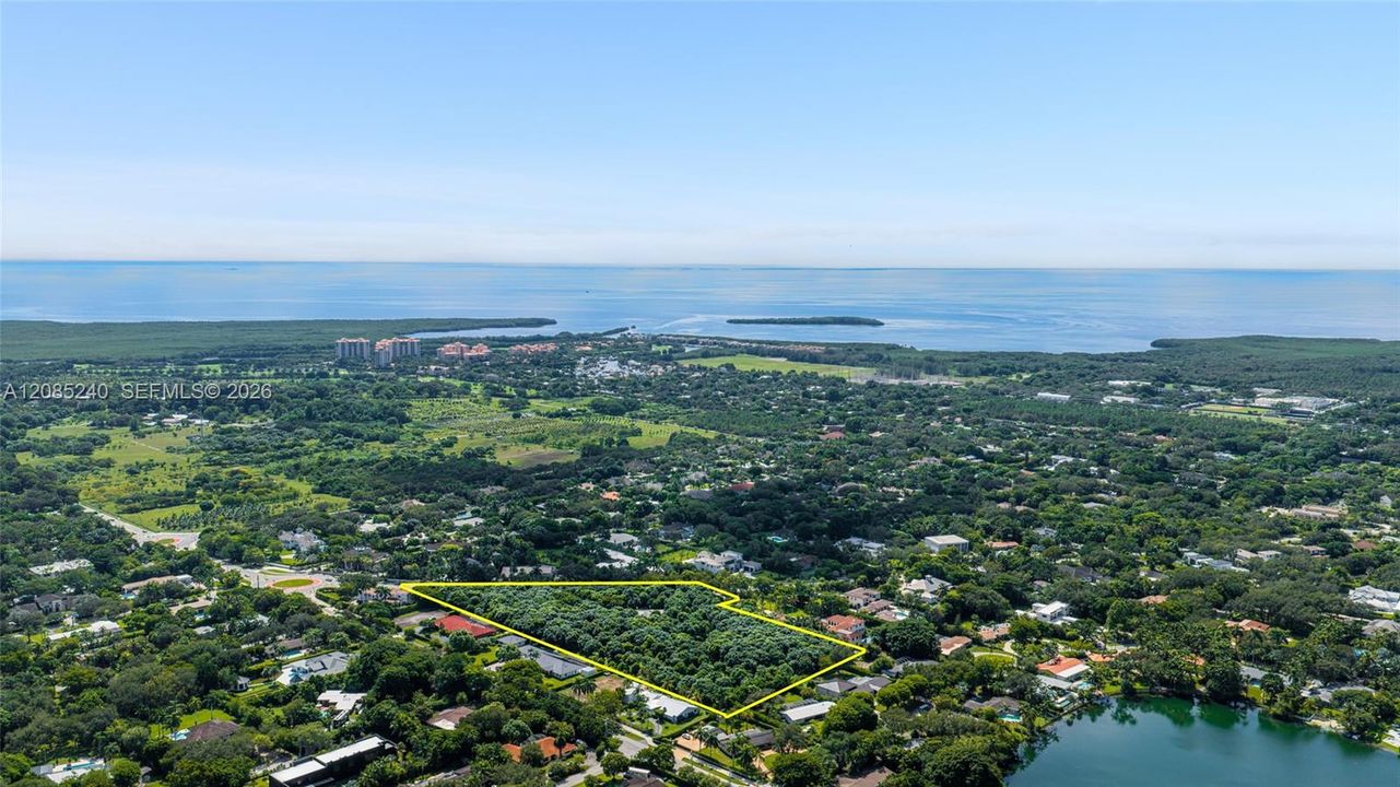 For Sale: $10,995,000 (5.20 acres)