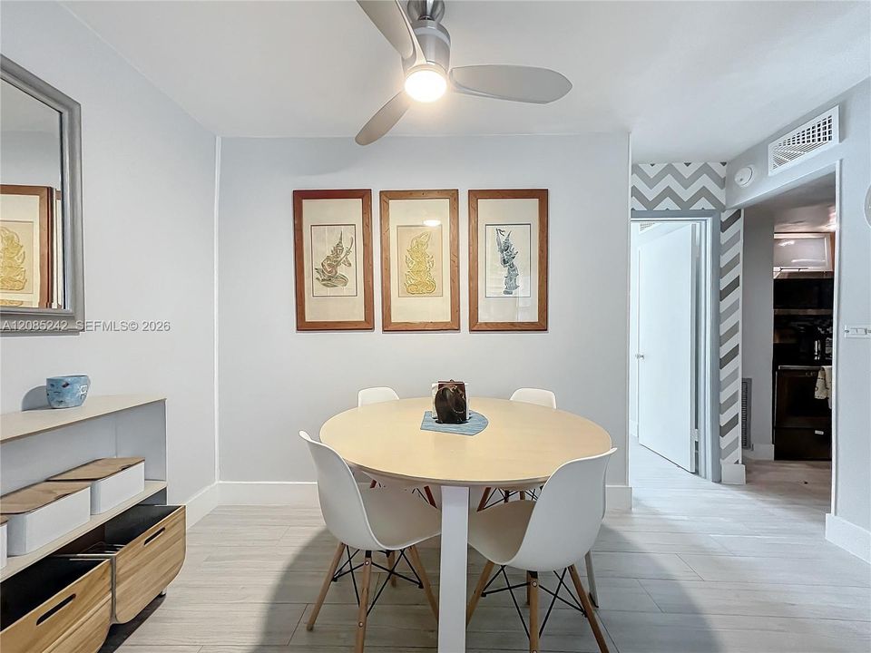 For Rent: $2,650 (1 beds, 1 baths, 519 Square Feet)