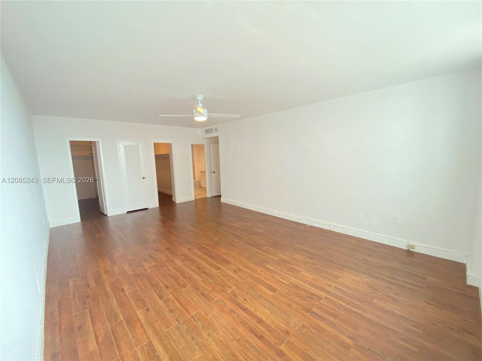 En Renta: $5,395 (2 camas, 2 baños, 1909 Pies cuadrados)