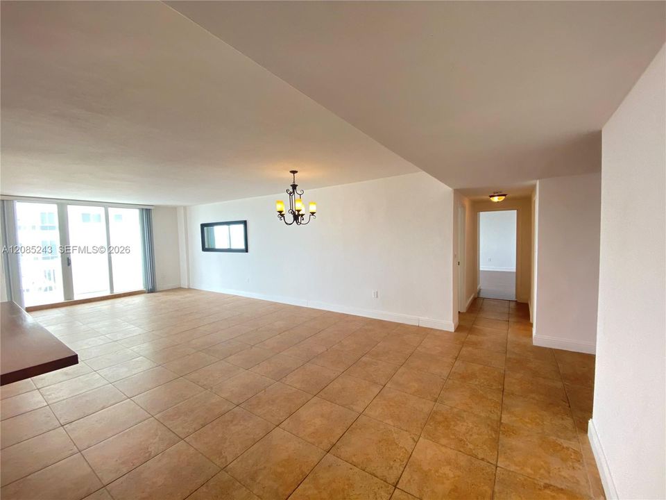 En Renta: $5,395 (2 camas, 2 baños, 1909 Pies cuadrados)