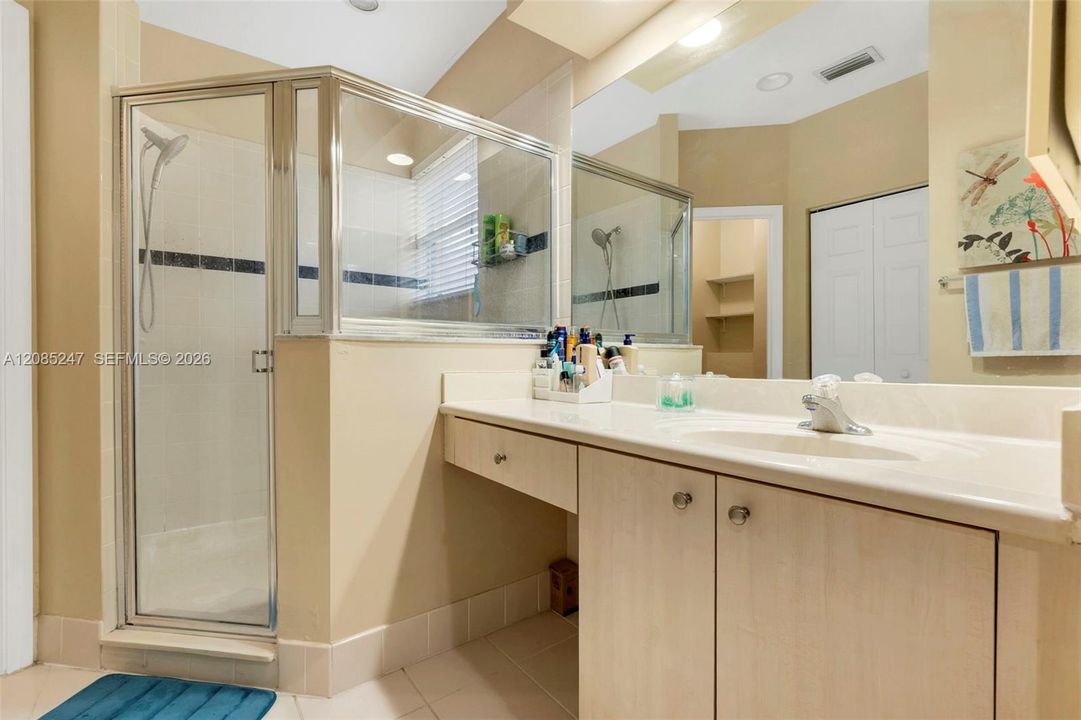For Sale: $399,900 (3 beds, 2 baths, 1693 Square Feet)