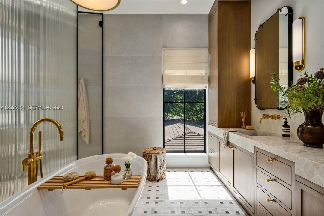 En Venta: $8,500,000 (4 camas, 5 baños, 4150 Pies cuadrados)