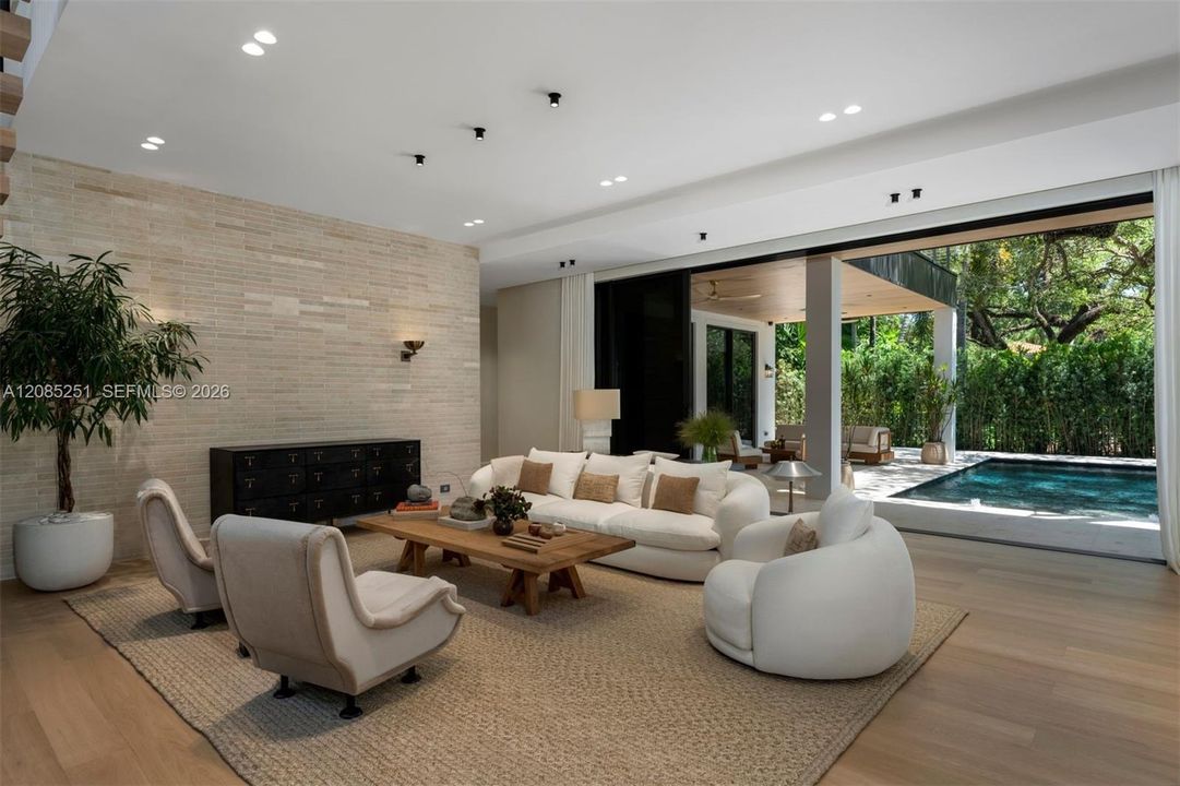 En Venta: $8,500,000 (4 camas, 5 baños, 4150 Pies cuadrados)