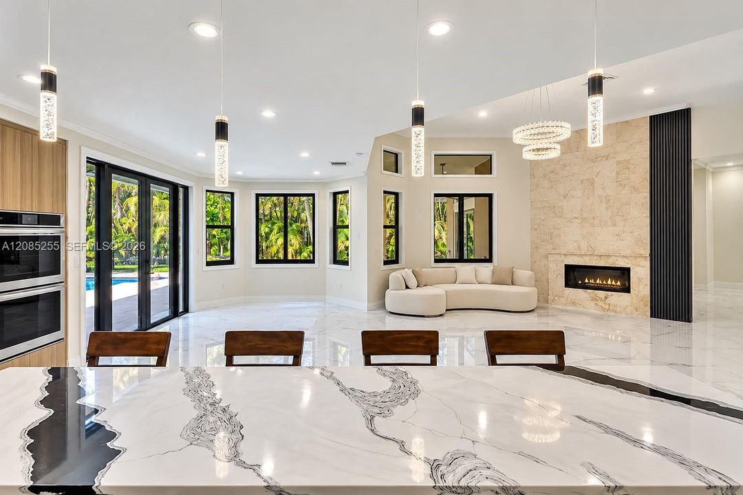 For Sale: $2,485,000 (5 beds, 4 baths, 4153 Square Feet)